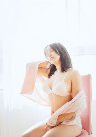 欧美胸衣_BD国语电影在线看