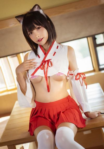 欧美丰臀巨乳mp4_蓝光免费播放
