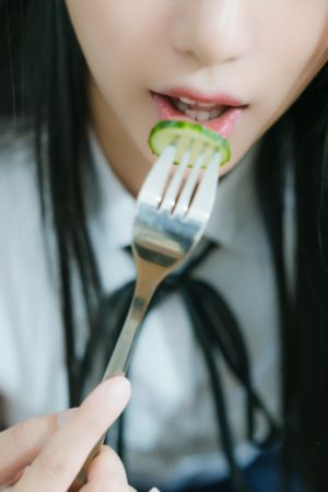 欧美中年孕妇_剧情片免费在线播放