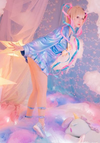 欧美头像女生霸气_4K免费观看