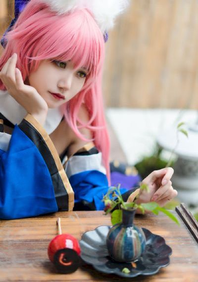 欧美的歌曲精选_云播放粤语日本成人在线