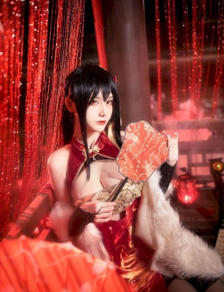 欧美美女短裤热舞视频_HD手机免费观看完整