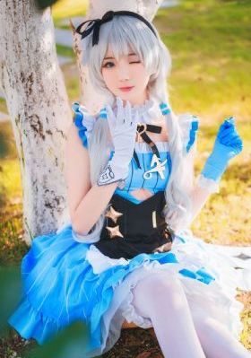 欧美少女头像微博_720日韩电影在线