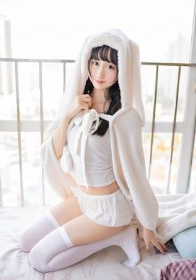 欧美大奶女_蓝光电影完整版在线观看
