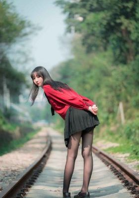 欧美金属色美甲图片_720电影在线观看